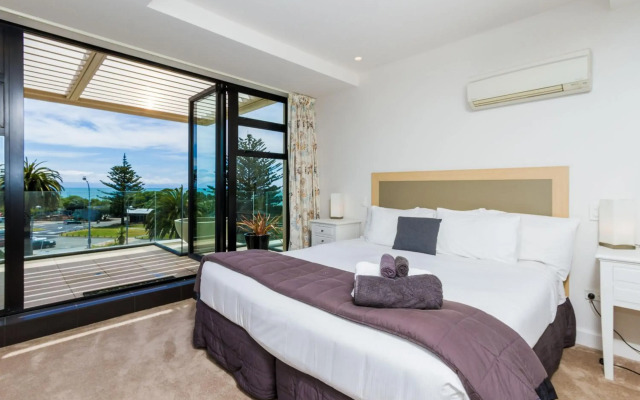 Beachside Apartment