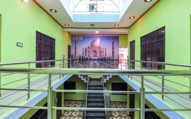 Vedanta Rass Residency by OYO Rooms