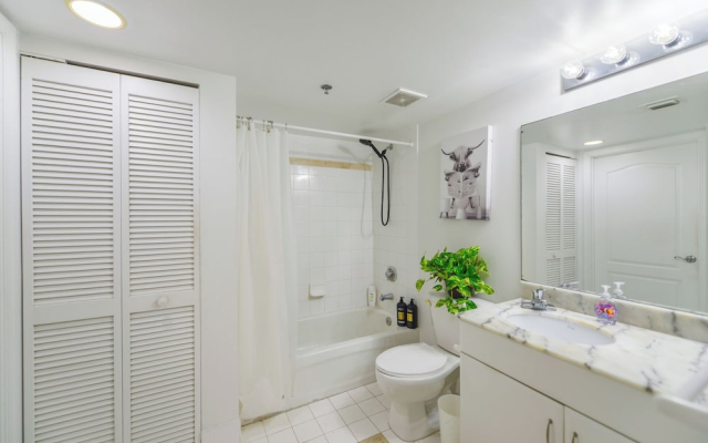 Brickell Bay 3318