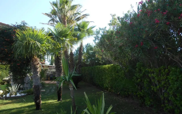 Maison Monica