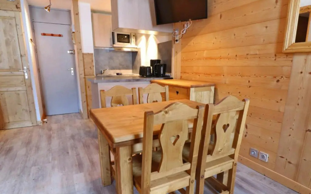 Appartement Méribel, 1 pièce, 4 personnes - FR-1-182-203