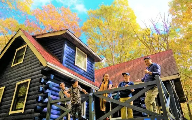 Private Cabin-Perfect for families, large groups!