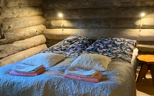 Logwood Chalet