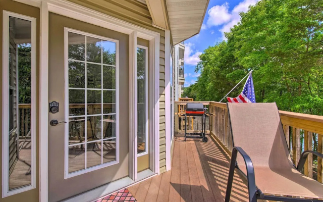 Bright Ozarks Condo w/ Balcony & Lake Views!