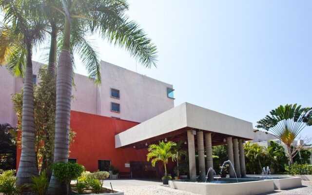 Отель Gamma de Fiesta Inn Plaza Ixtapa вид на фасад