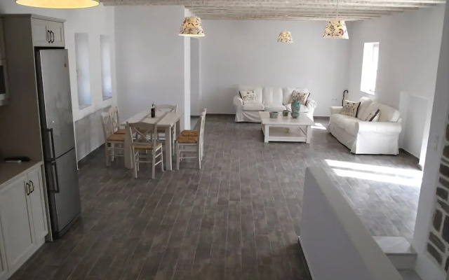 Drios Seaside Villas