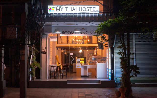 My Thai Hostel Бангкок вид на фасад