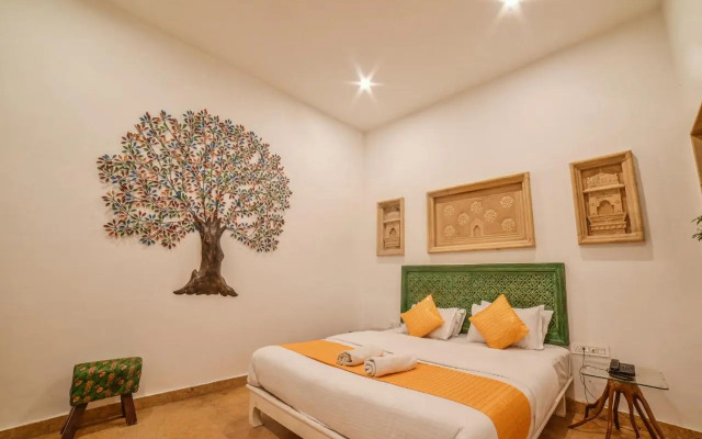 Hotel Garh Meera