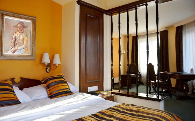 Athmos Hotel