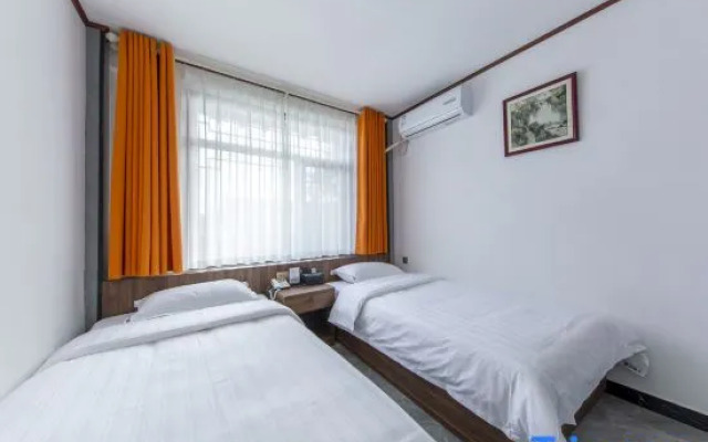 Yuxin Hotel