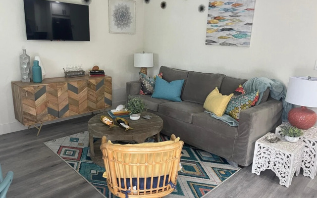 Kumquat Bungalow