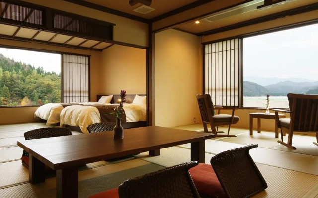 Tsukioka Onsen Masyuu