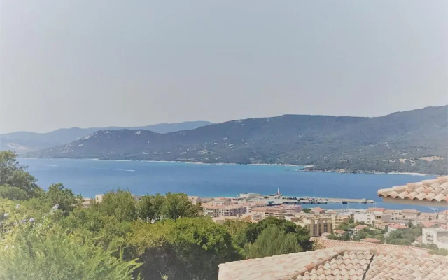 Appartement deux chambres avec vue mer proche du centre ville