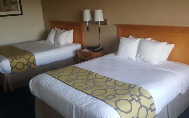 Baymont Inn & Suites Indianapolis Northeast