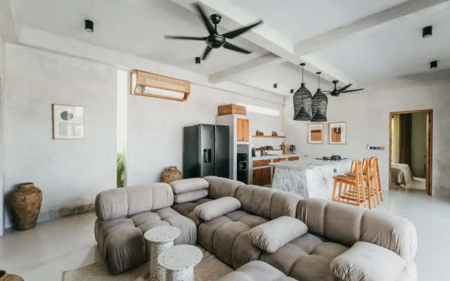 Chateau Retreat Bali