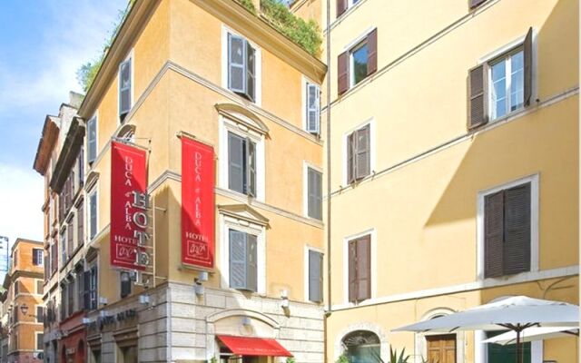 Duca dAlba Hotel - Chateaux & Hotels Collection вид на фасад