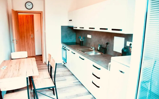 ZAROHEM 2 bedrooms APARTMENT in center with balcony