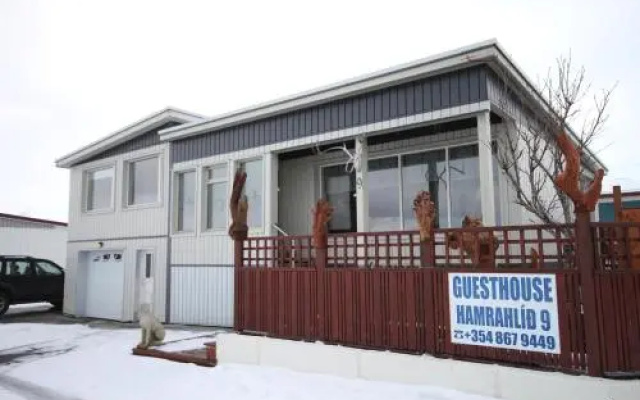 Hamrahlíð 9 Guesthouse