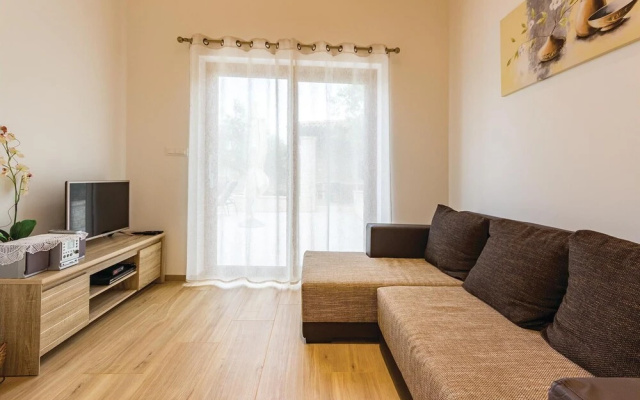 Awesome Home in Sisan With Wifi and 2 Bedrooms