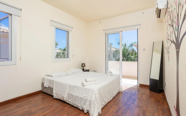 Villa Miracle