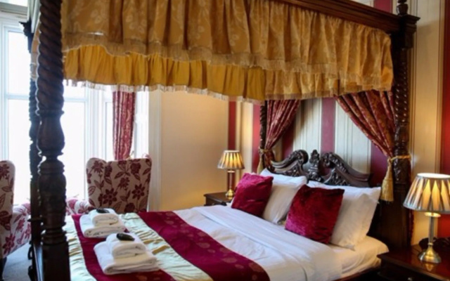 The Riviera Guest House