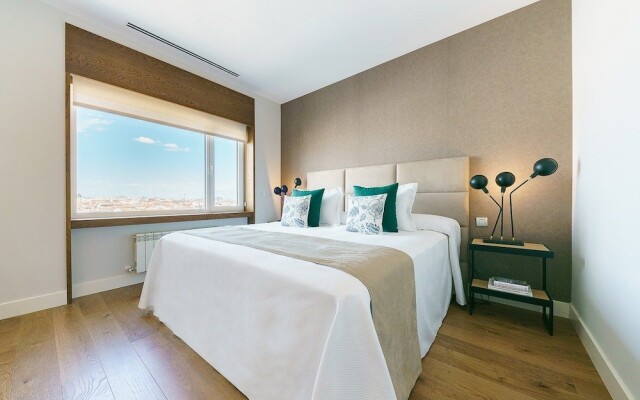 Апартаменты Home Club Torre Madrid Apartments Мадрид комната для гостей