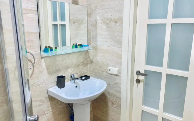 Linas Seaside Apartments