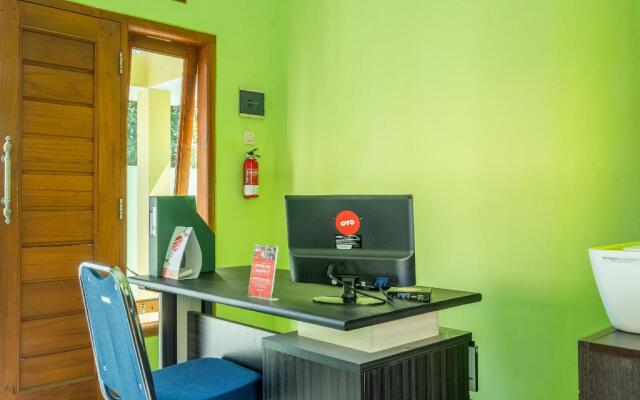 OYO 1399 Cemara Residence Syariah