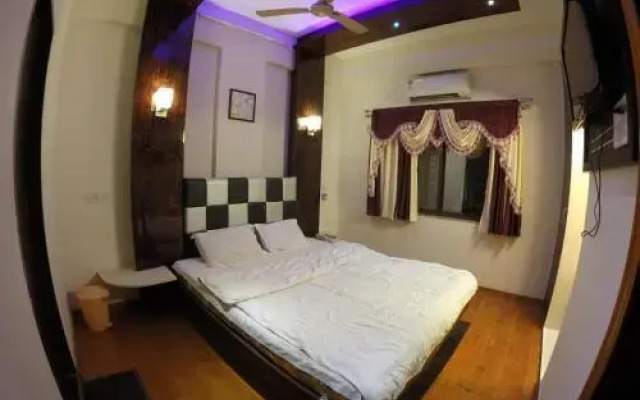 Hotel Bhagyoday Palace
