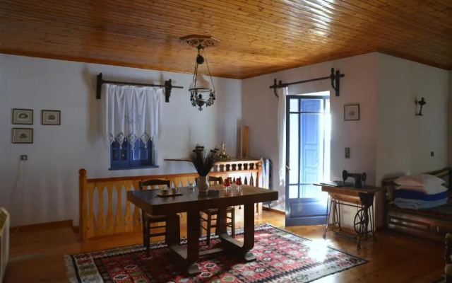 Petroto house