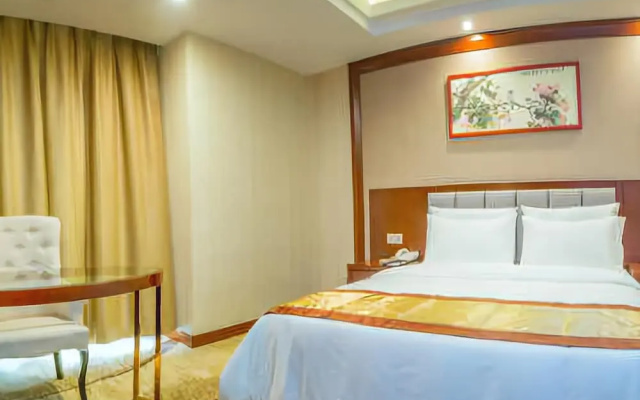 Hongji Hotel