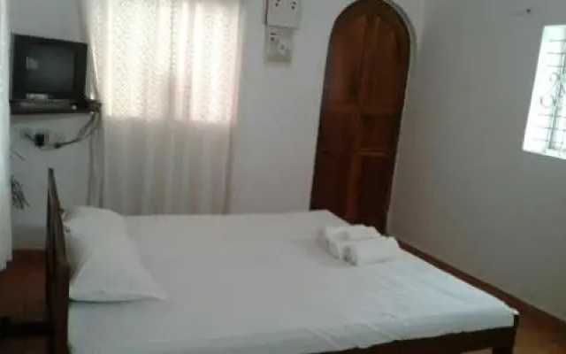 Nk Siolim River Bungalow