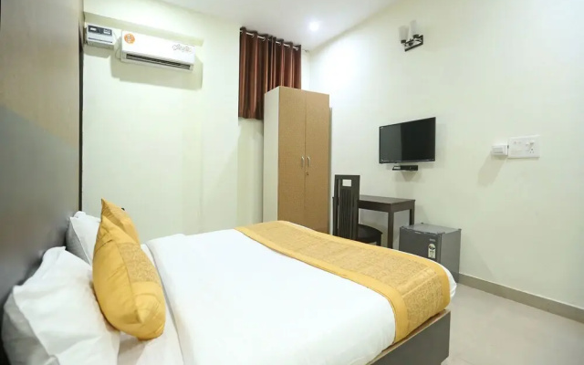 FabHotel Royal Crown