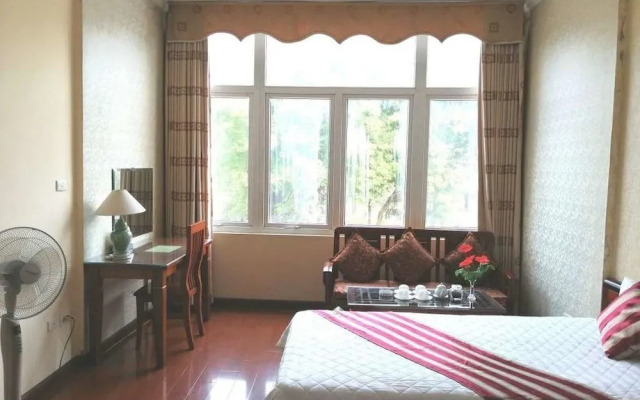 Clover Hotel