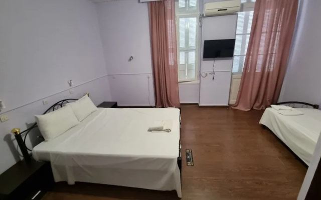 Hotel Feron