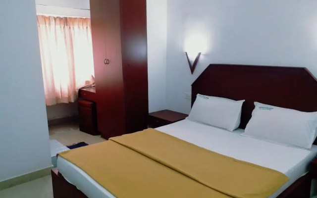 Annapoorneshwari Tourist Home