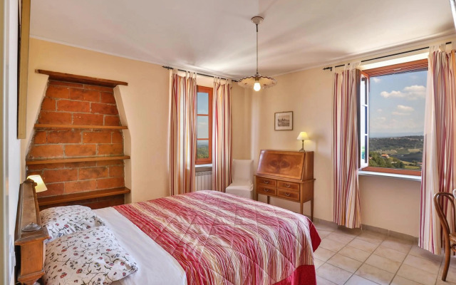 Villa Pesce, Mombaruzzo