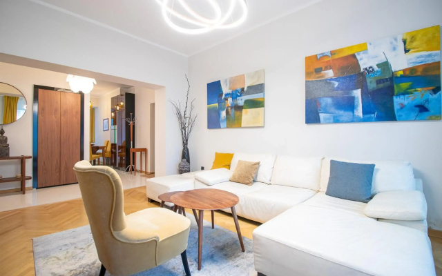 Dani City Center Apartment