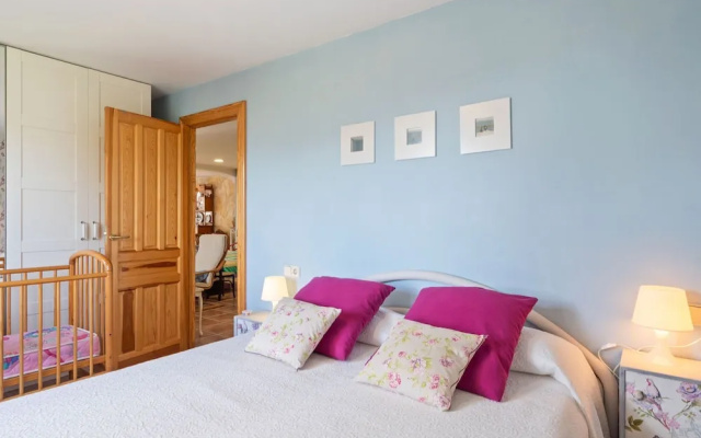 Lovely Chalet in Polop With Swimming Pool