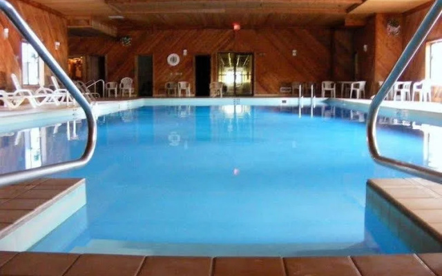 Chippewa Motel & Suites