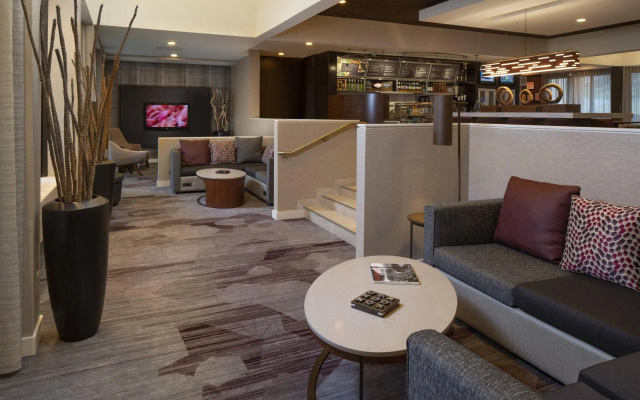Courtyard by Marriott Nashville Airport