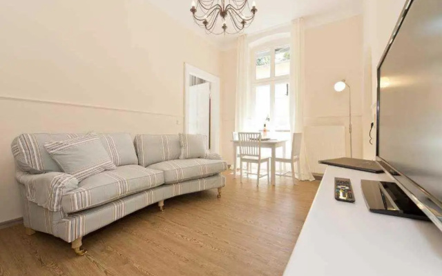 Villa Amelia App 04