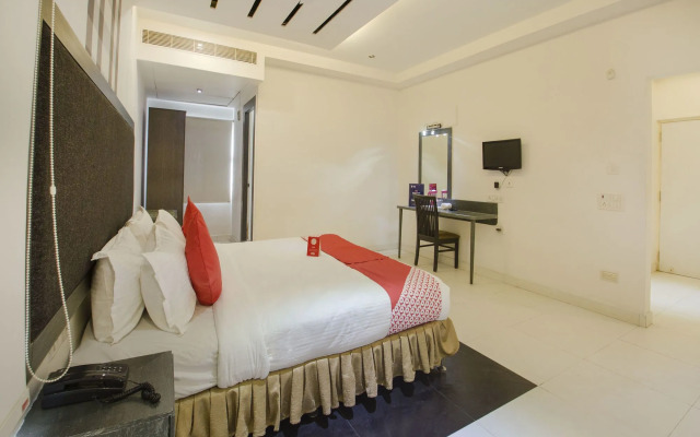OYO 10139 Hotel Palak Residency