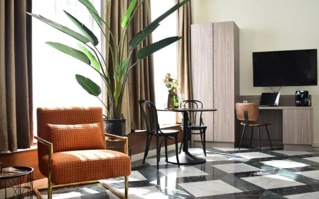 Brasss Hotel Suites