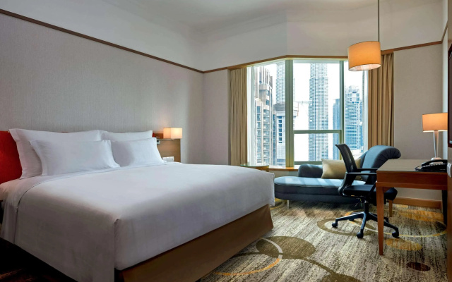 Pullman Kuala Lumpur City Centre Hotel & Residences