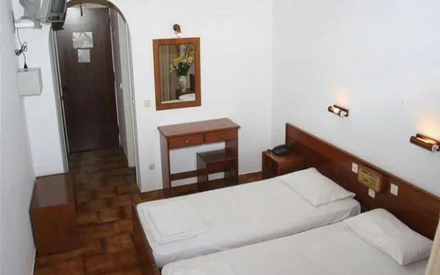 Eliana Hotel