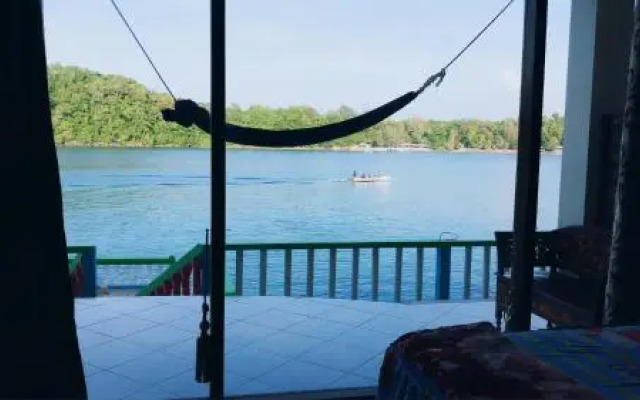 Yulia Bungalow