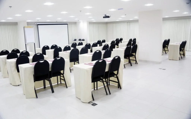 Travel Inn Diamond Hotel