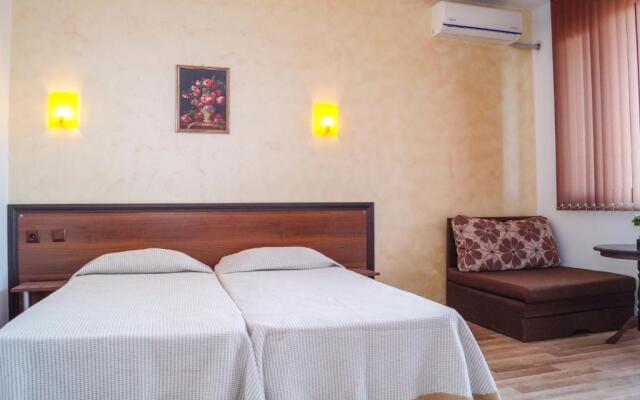 Chrystal Guest House
