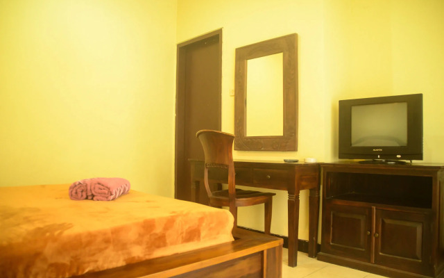Super OYO 1654 Maha Bharata Kuta Inn